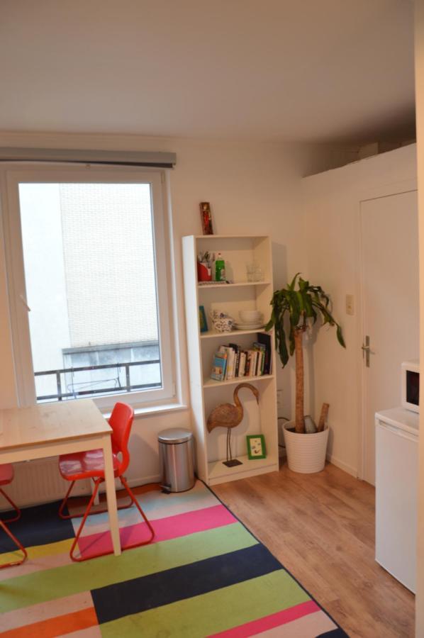 Nice Studio In Marolles Leilighet Brussel Eksteriør bilde
